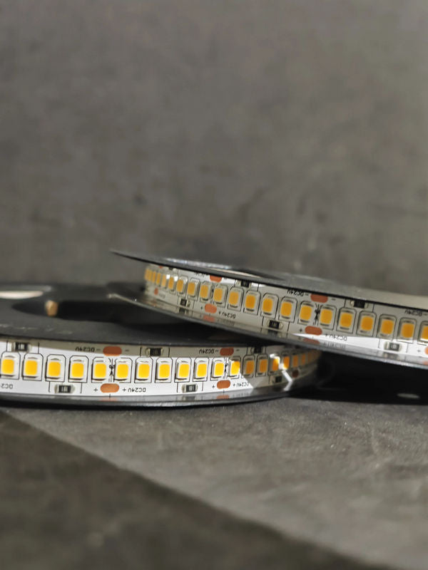 24V LED Strip Light 2835 SMD, 1200 LEDs, 18W/m, 2000LM/m, 4000K Neutral White, Low Voltage Flexible LED Tape, IP20 Indoor