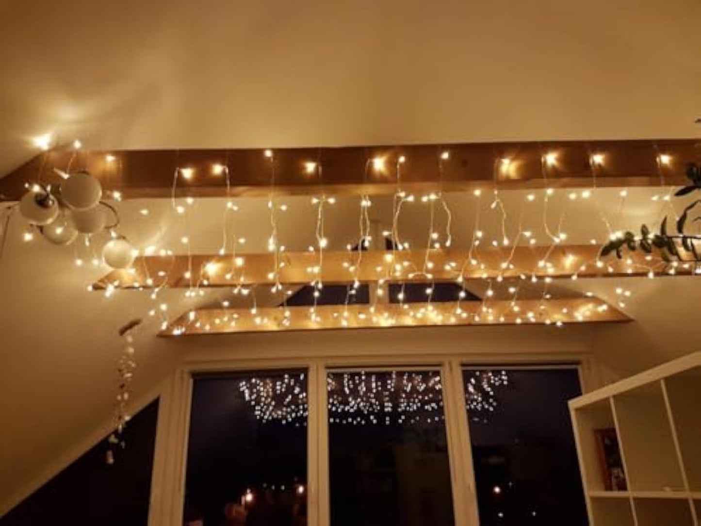 LED Curtain Lights, 300 LEDs 10 x 10 ft Fairy Lights